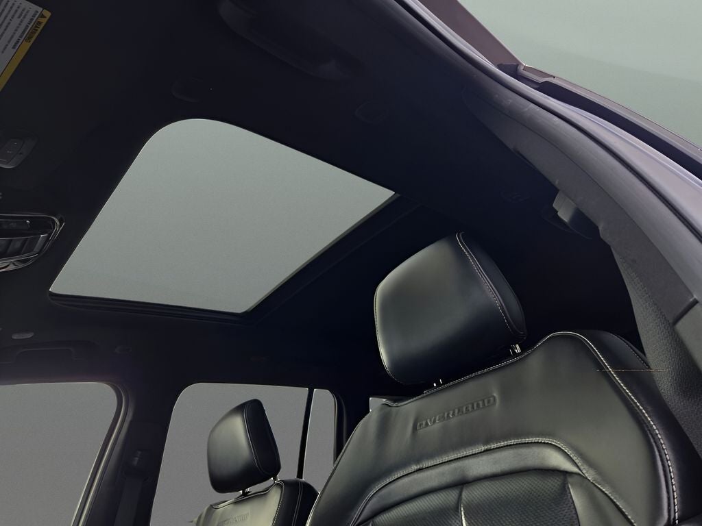 2022 Jeep Grand Cherokee Overland