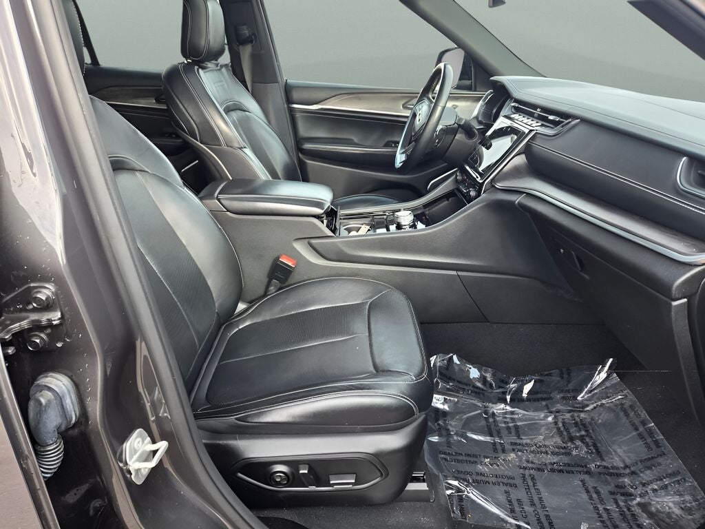 2022 Jeep Grand Cherokee Overland