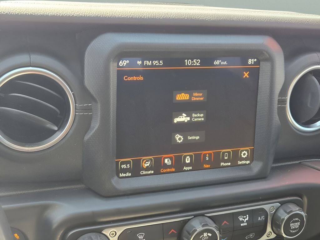 2022 Jeep Gladiator Overland