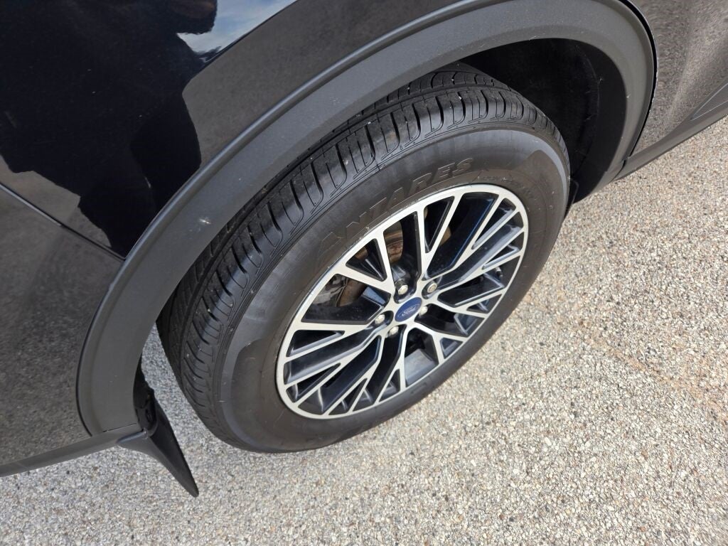 2021 Ford Escape Plug-In Hybrid SE