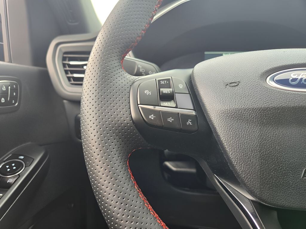 2023 Ford Escape ST-Line Elite