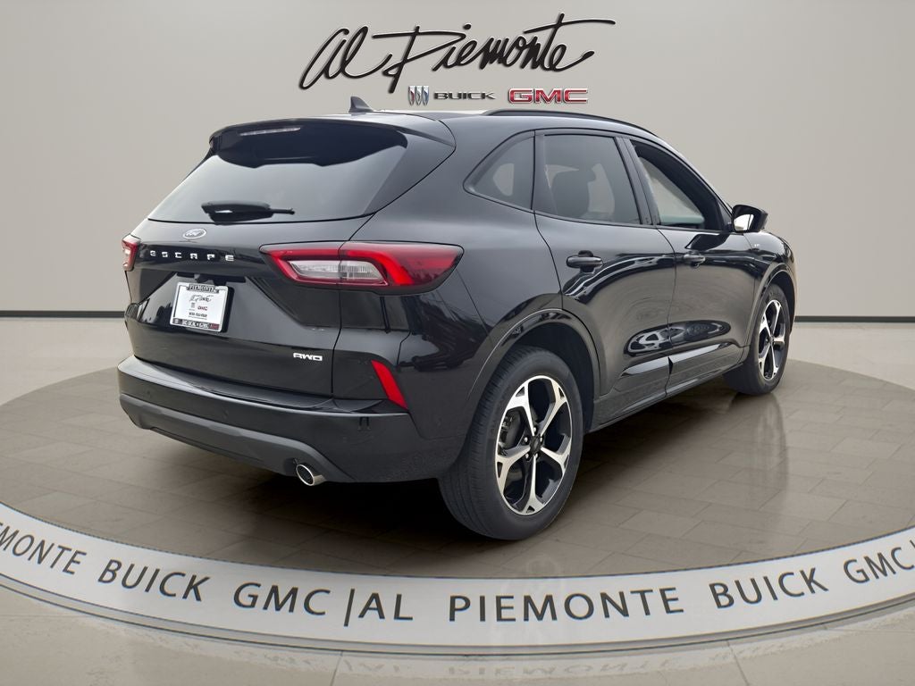 2023 Ford Escape ST-Line Elite