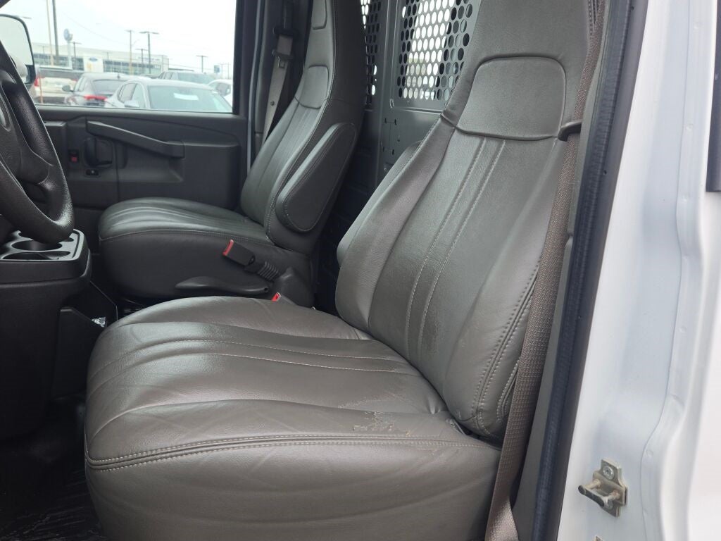 2022 Chevrolet Express 2500 Work Van Cargo