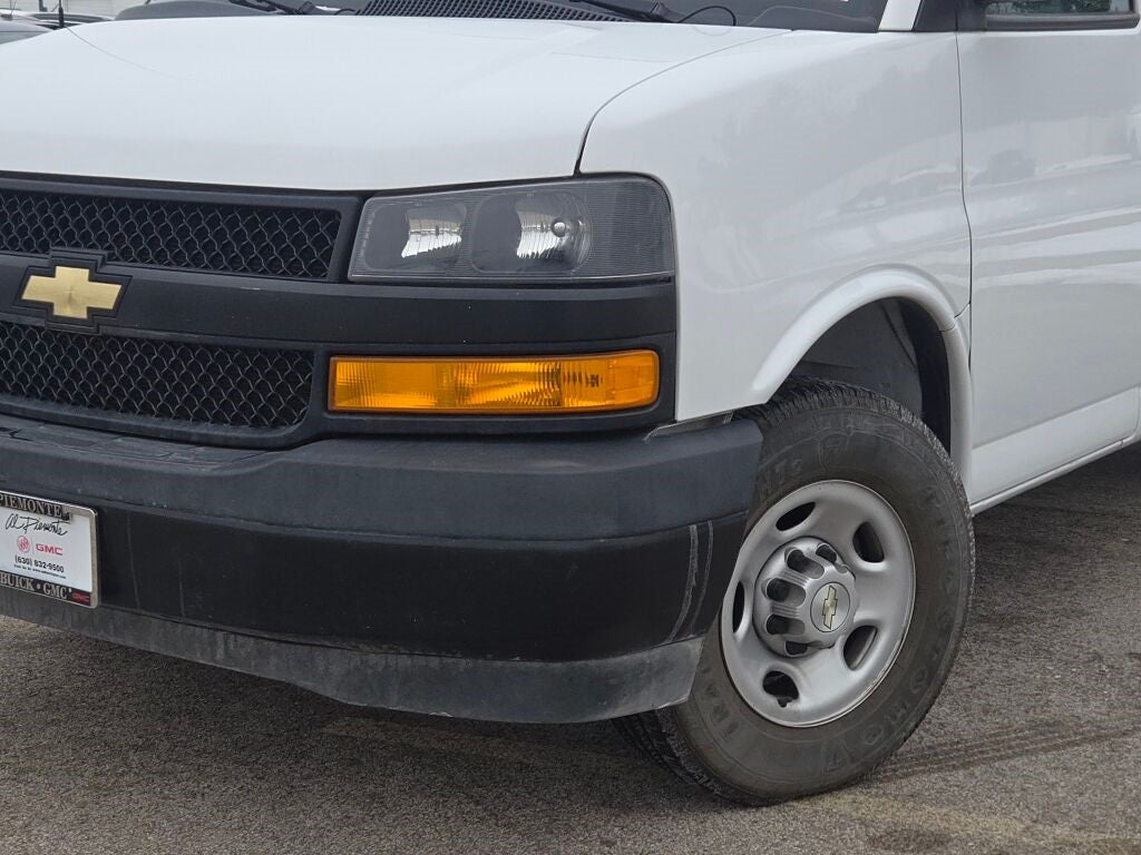 2022 Chevrolet Express 2500 Work Van Cargo