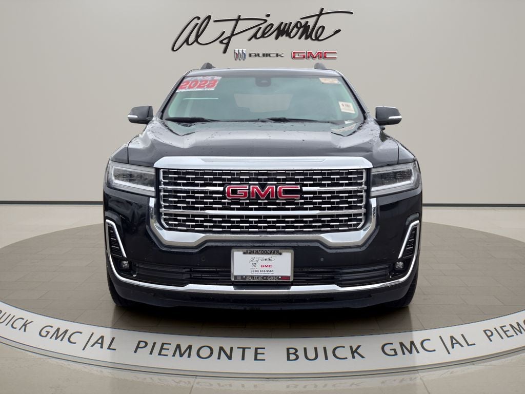 2023 GMC Acadia Denali