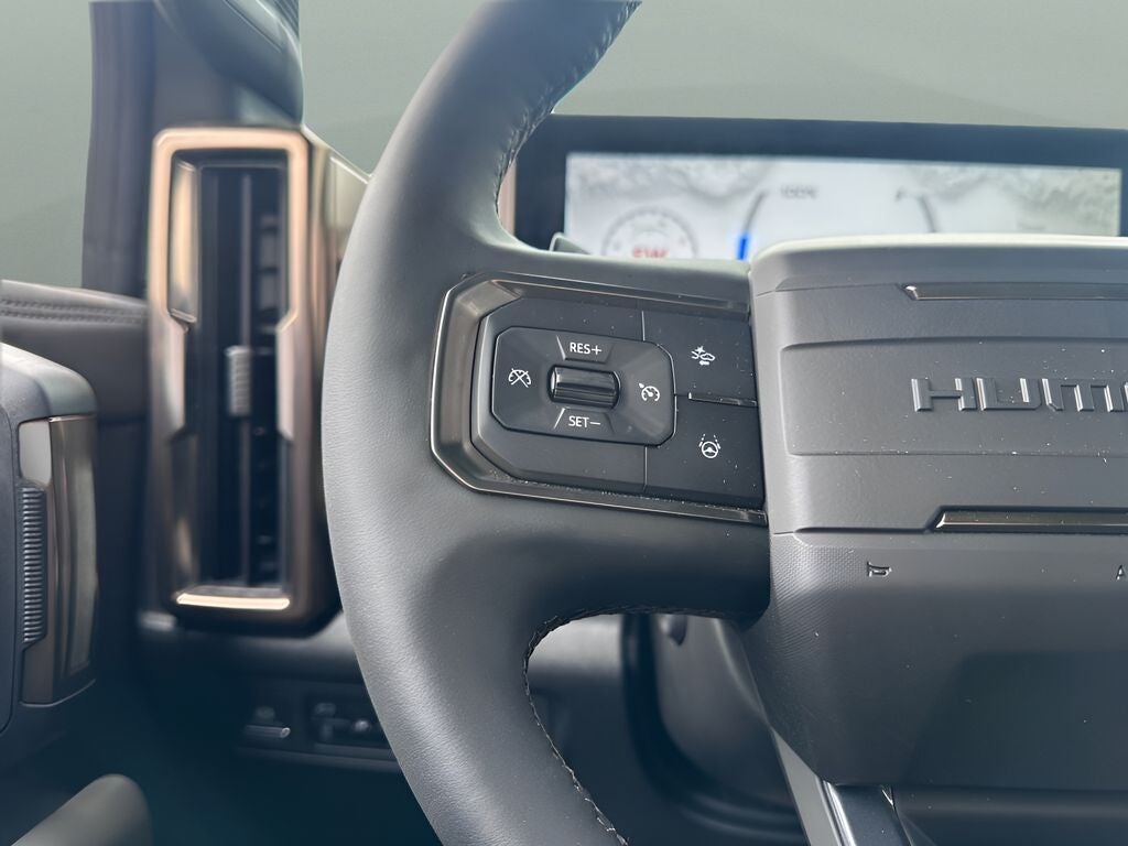 2025 GMC Hummer EV SUV 2X