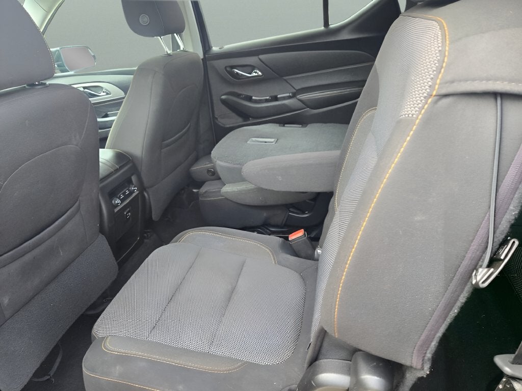 2018 Chevrolet Traverse LT Cloth w/1LT
