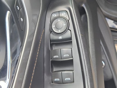 2018 Chevrolet Traverse LT Cloth w/1LT