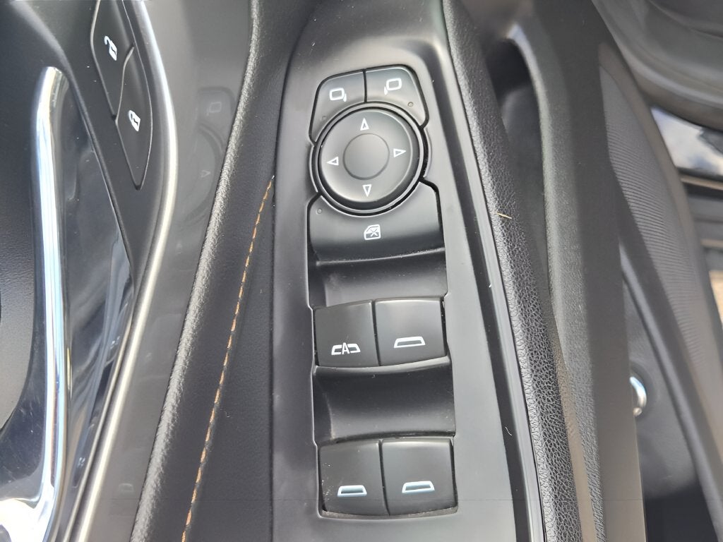 2018 Chevrolet Traverse LT Cloth w/1LT