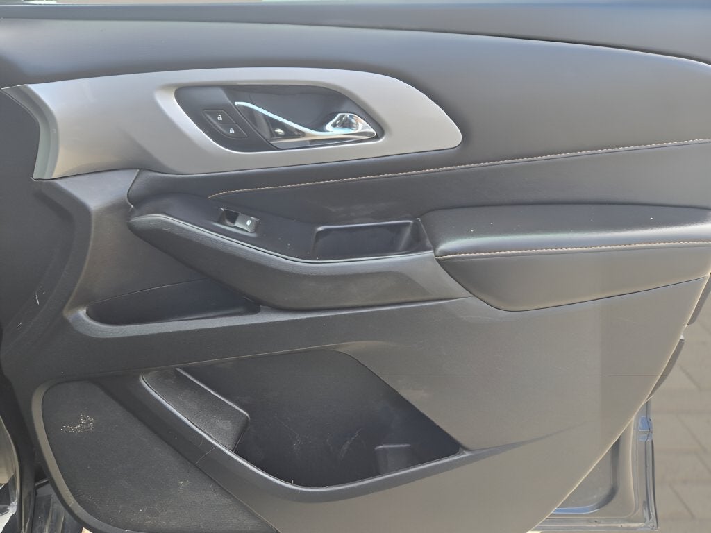 2018 Chevrolet Traverse LT Cloth w/1LT