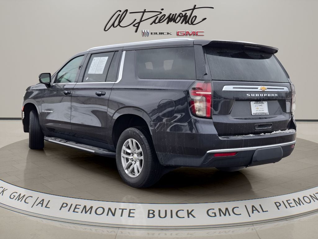 2023 Chevrolet Suburban LS