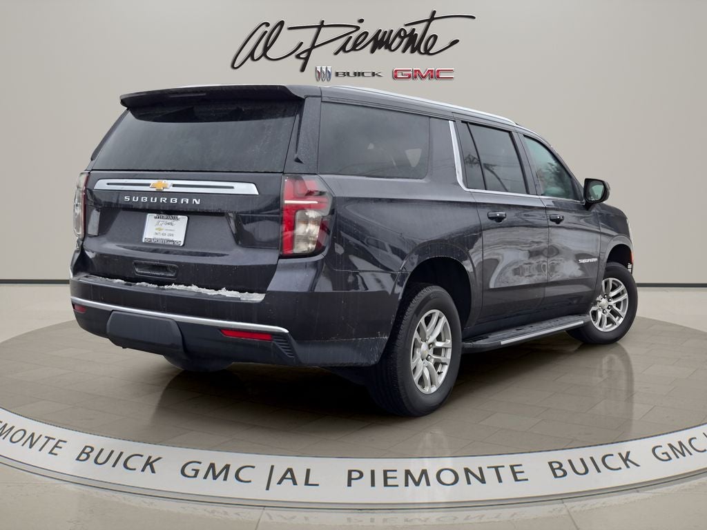 2023 Chevrolet Suburban LS