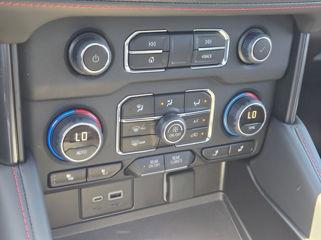 2024 Chevrolet Tahoe RST