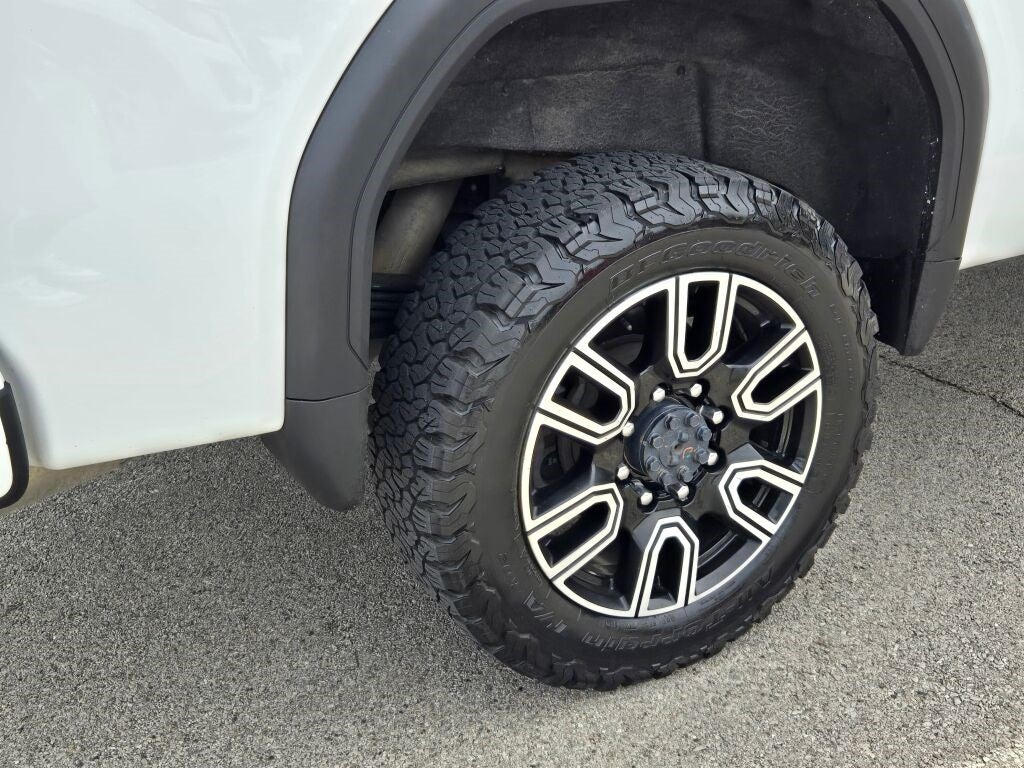 2023 GMC Sierra 2500HD AT4