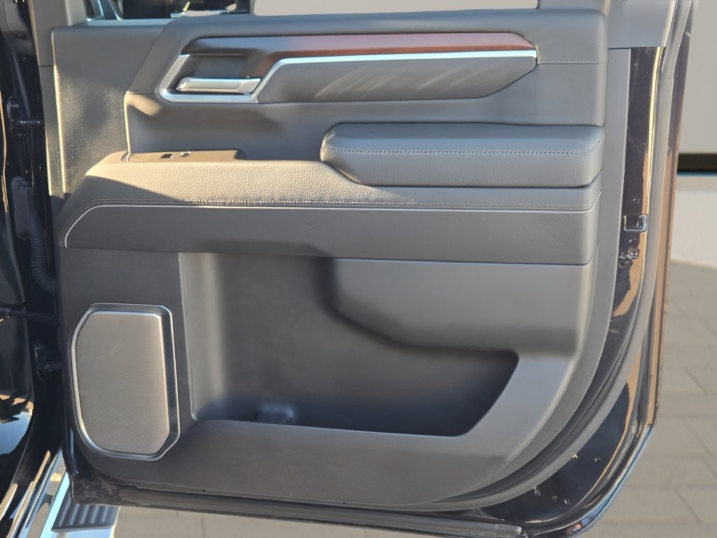 2025 GMC Sierra 2500HD Denali