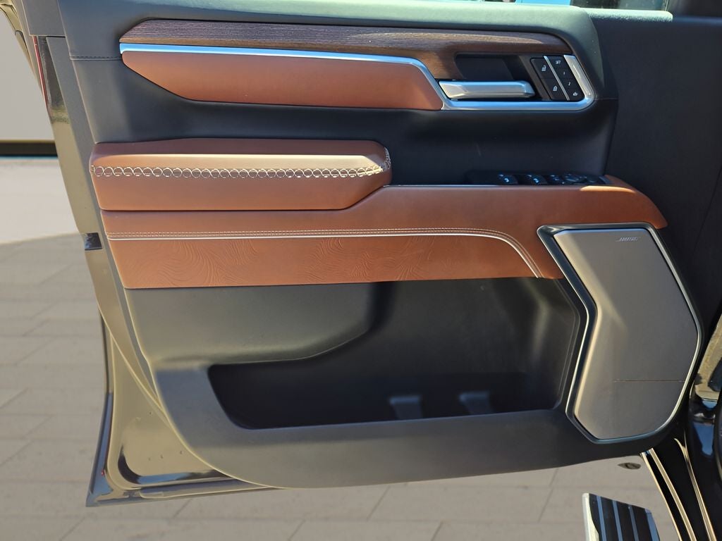 2025 GMC Sierra 3500HD Denali Ultimate