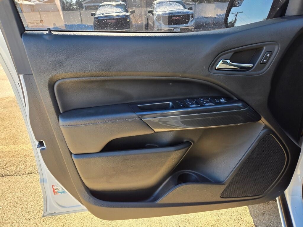 2022 GMC Canyon AT4 w/Leather