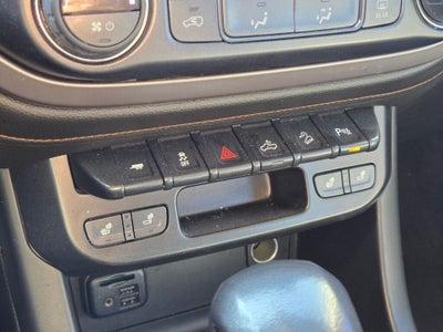 2022 GMC Canyon AT4 w/Leather