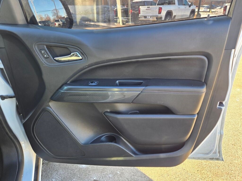 2022 GMC Canyon AT4 w/Leather