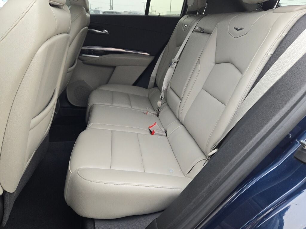 2021 Cadillac XT4 Luxury