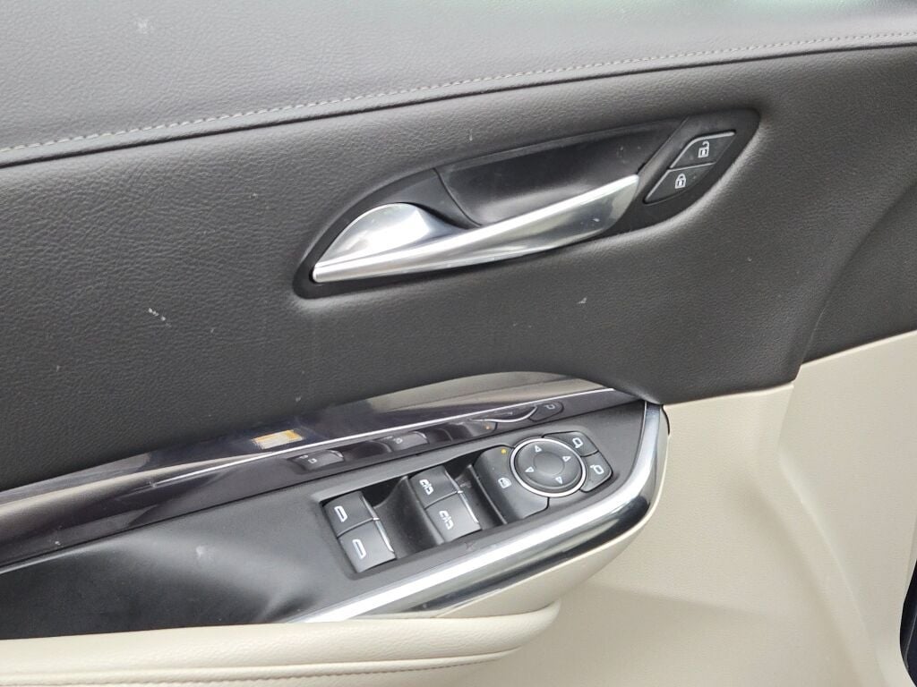 2021 Cadillac XT4 Luxury