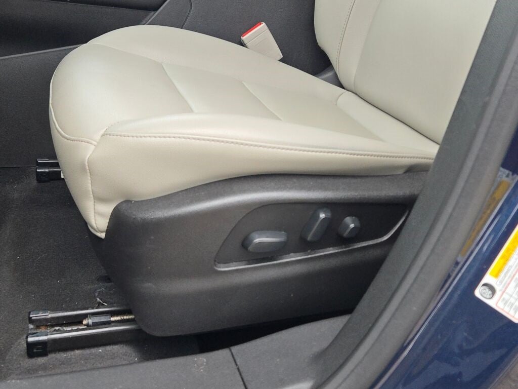 2021 Cadillac XT4 Luxury