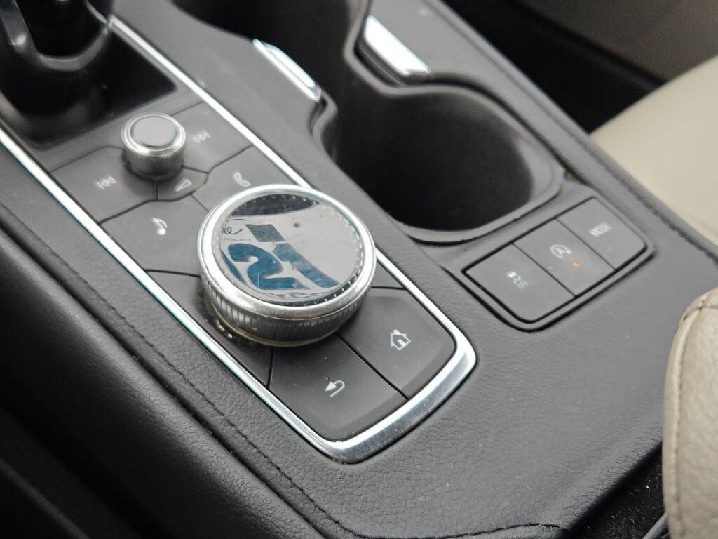 2021 Cadillac XT4 Luxury