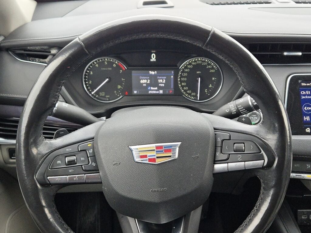 2021 Cadillac XT4 Luxury