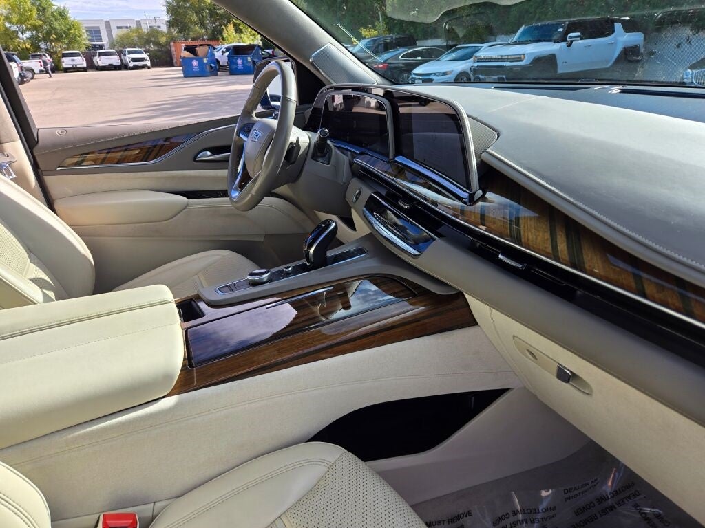 2023 Cadillac Escalade ESV Sport Platinum