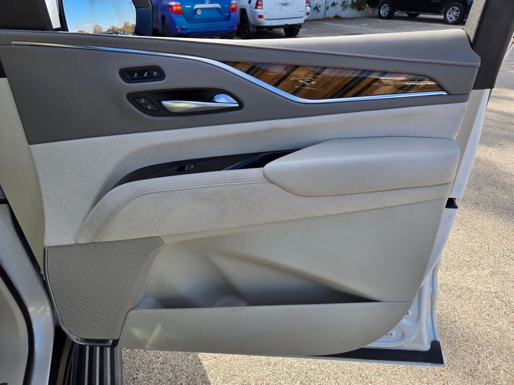 2023 Cadillac Escalade ESV Sport Platinum