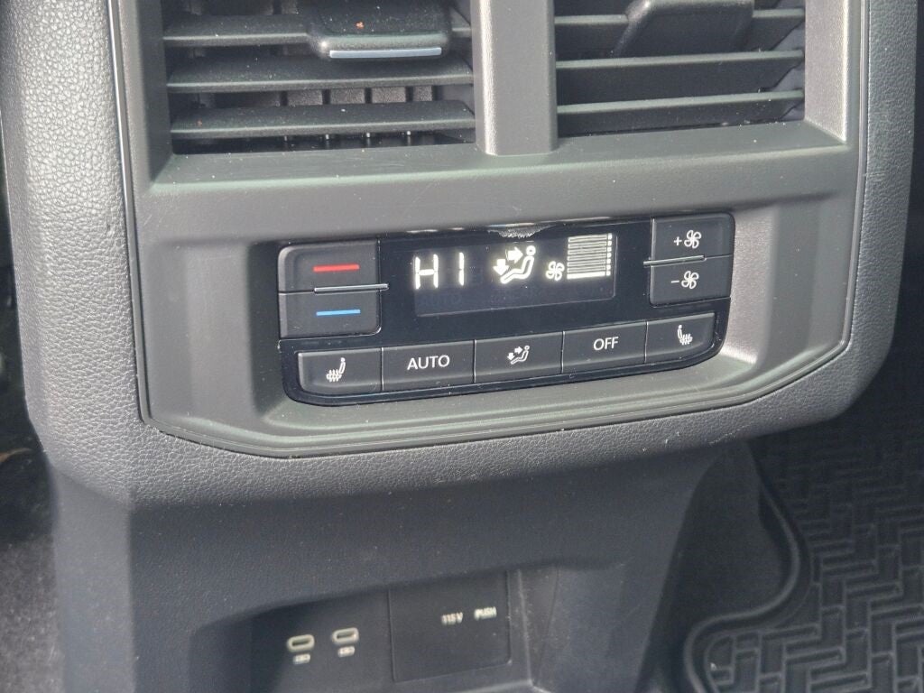 2022 Volkswagen Atlas 3.6L V6 SEL Premium R-Line