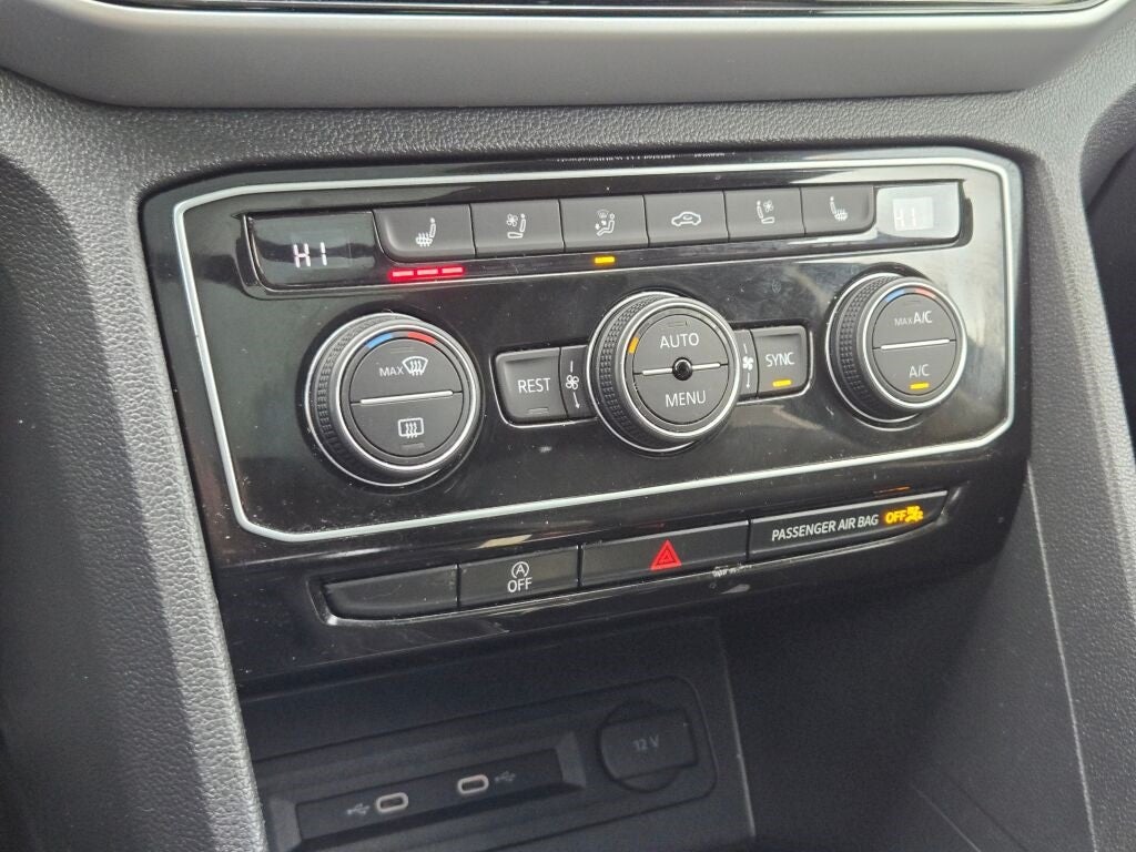 2022 Volkswagen Atlas 3.6L V6 SEL Premium R-Line