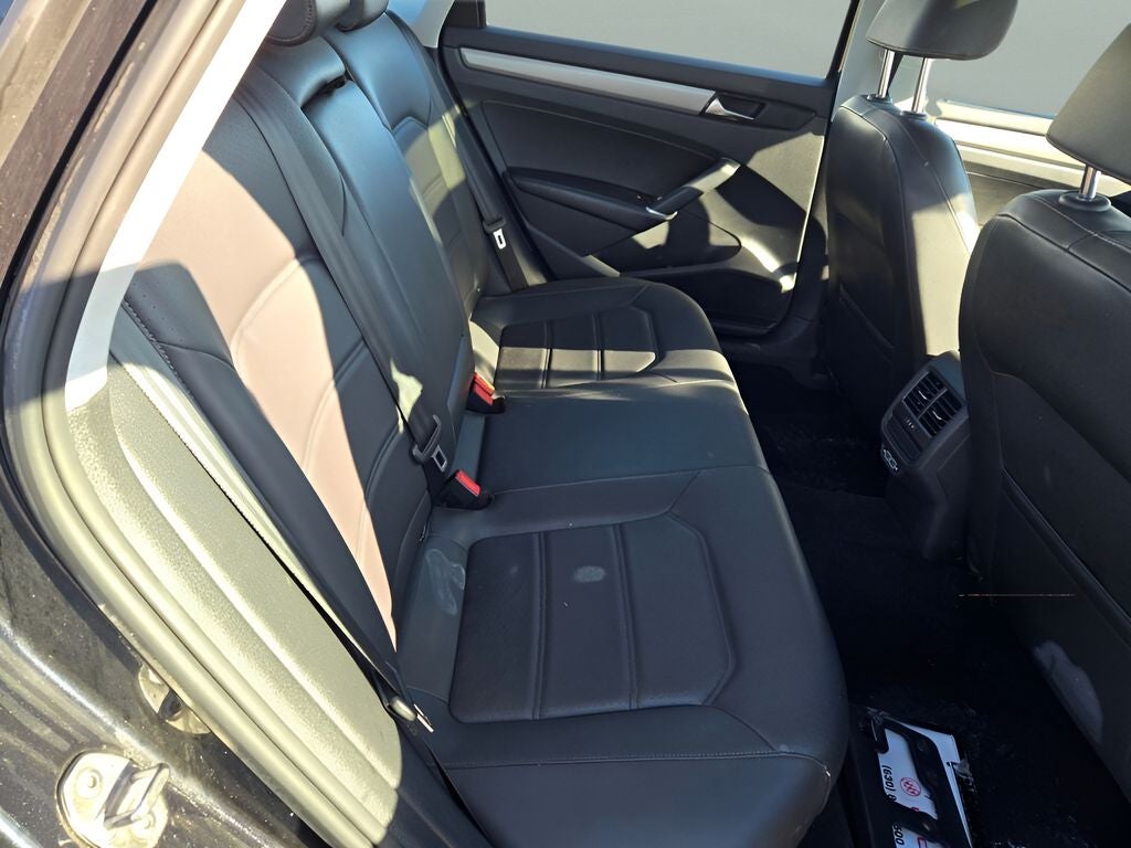 2021 Volkswagen Passat 2.0T SE