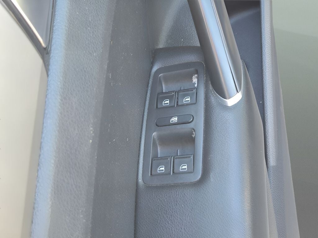 2021 Volkswagen Passat 2.0T SE