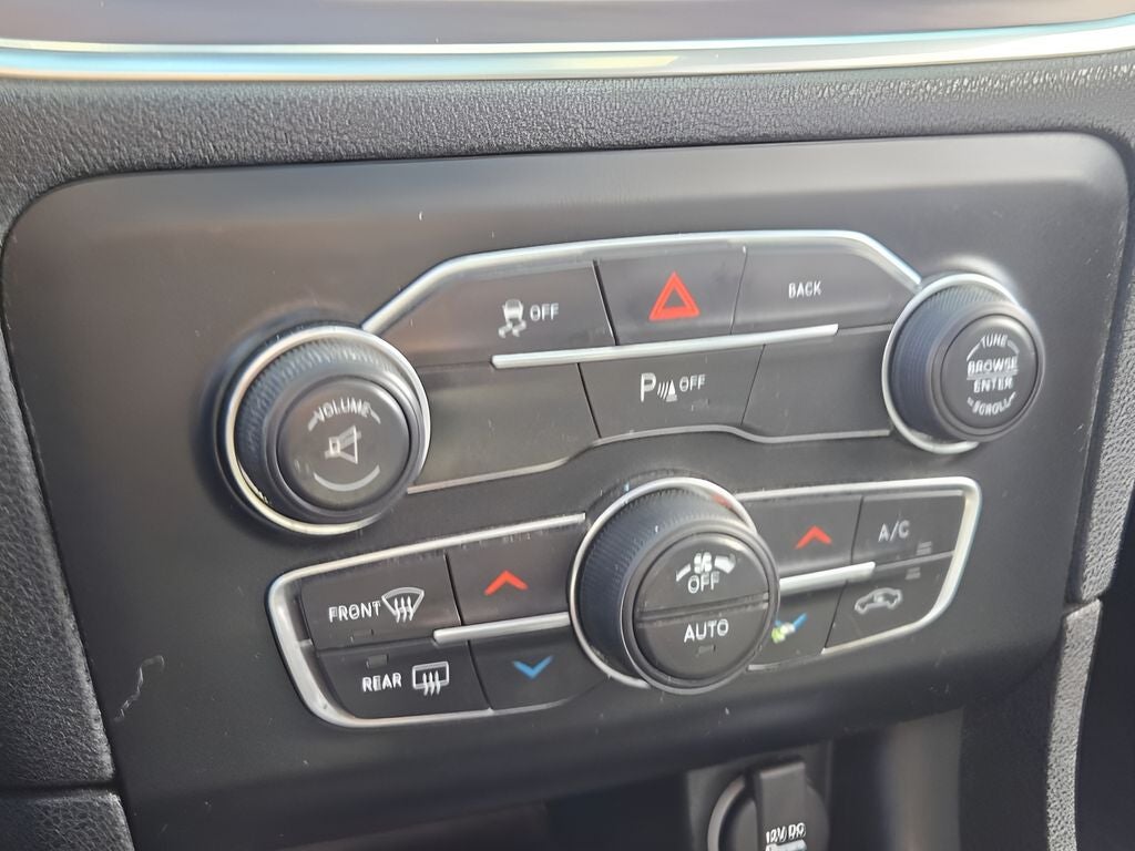 2016 Dodge Charger SXT