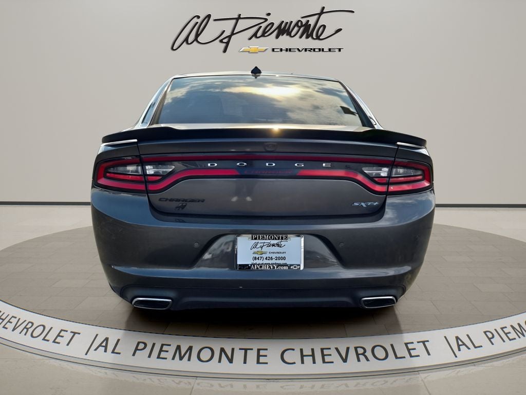 2016 Dodge Charger SXT