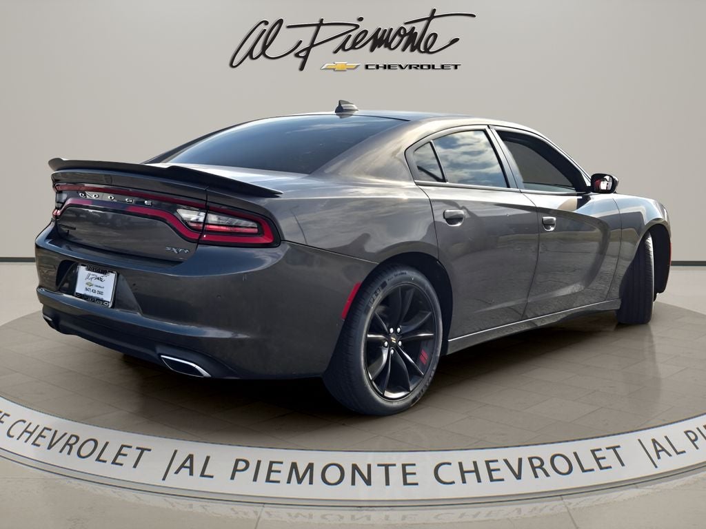 2016 Dodge Charger SXT