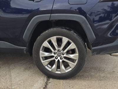 2020 Toyota RAV4 XLE Premium