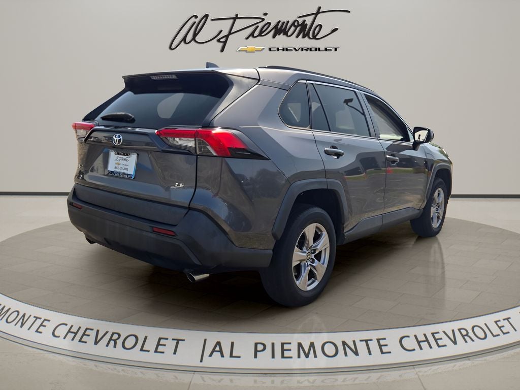 2021 Toyota RAV4 LE