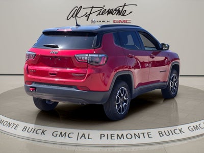 2025 Jeep Compass Trailhawk