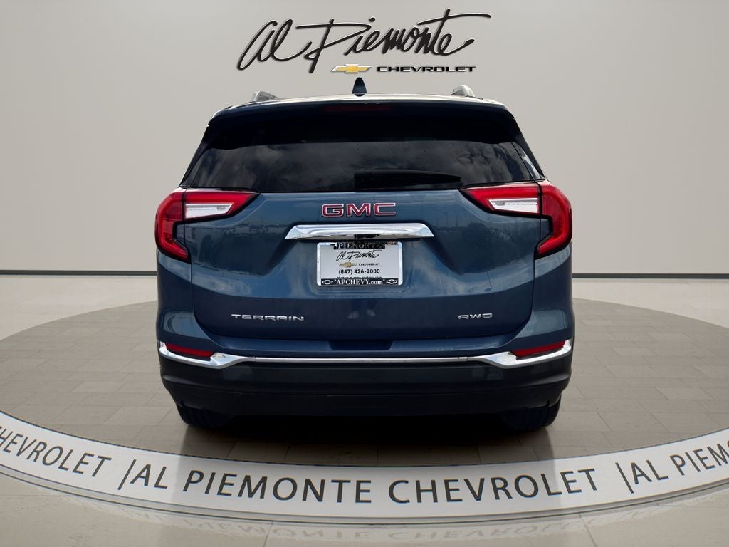 2024 GMC Terrain SLT