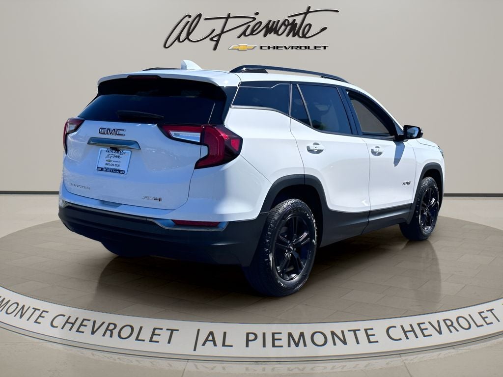 2024 GMC Terrain AT4
