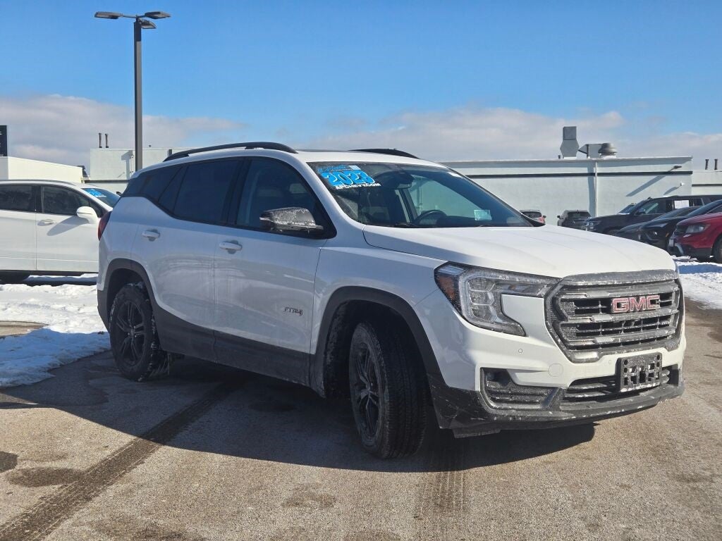 2023 GMC Terrain AT4