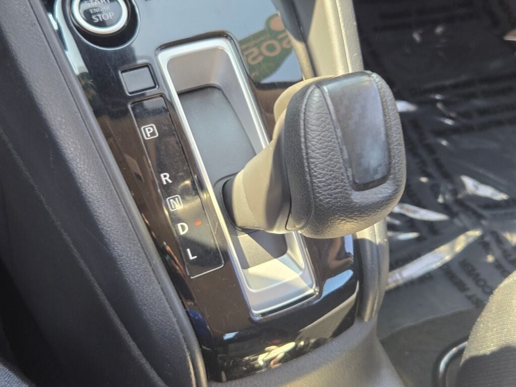 2024 Nissan Versa 1.6 SV