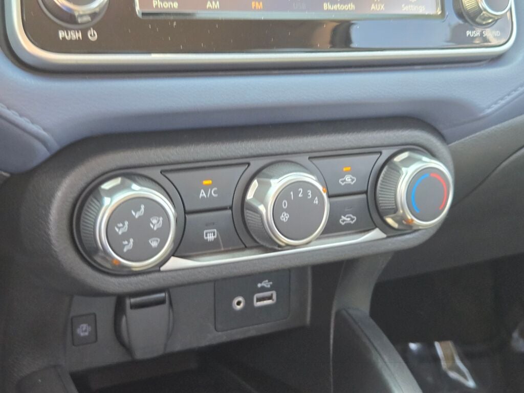 2024 Nissan Versa 1.6 SV