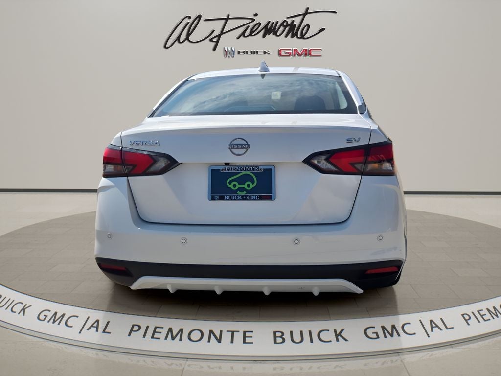 2024 Nissan Versa 1.6 SV