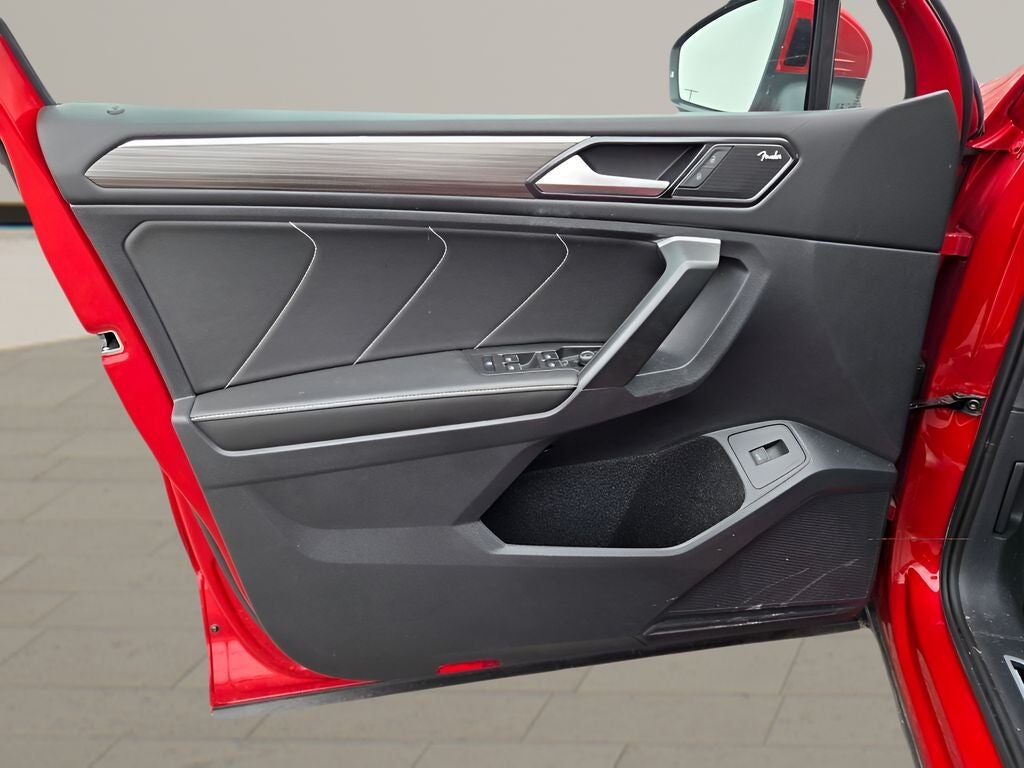 2024 Volkswagen Tiguan 2.0T SEL R-Line