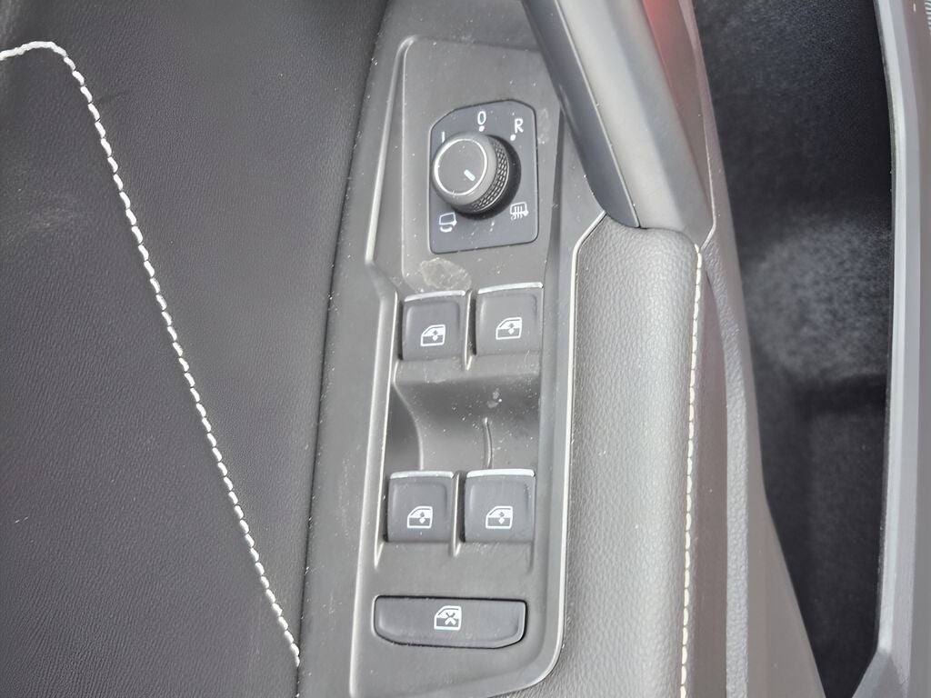 2024 Volkswagen Tiguan 2.0T SEL R-Line