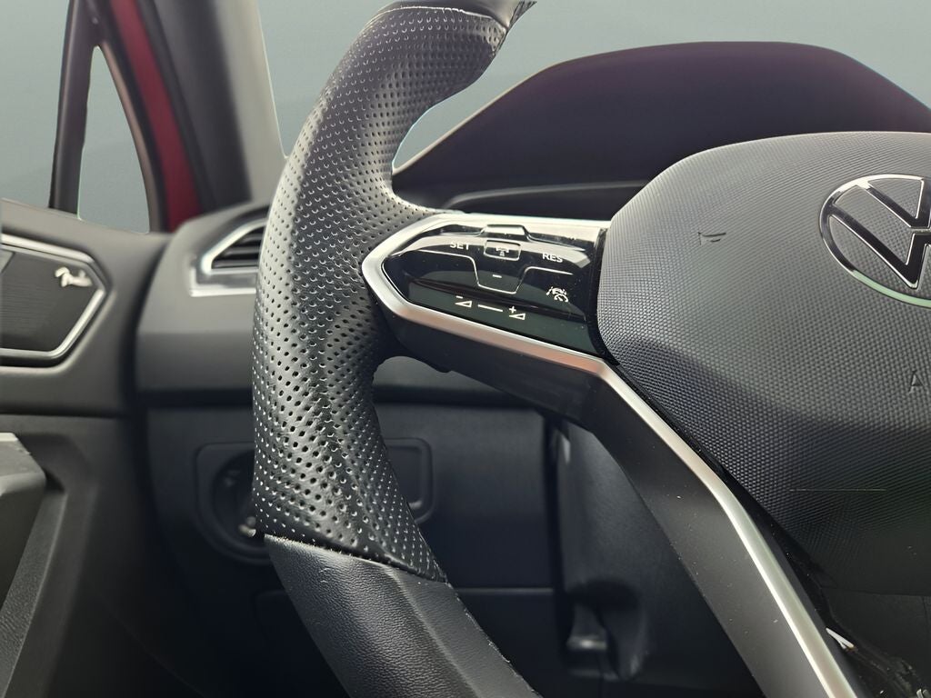 2024 Volkswagen Tiguan 2.0T SEL R-Line