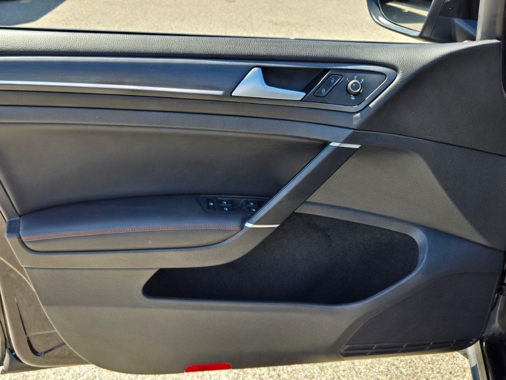 2021 Volkswagen Golf GTI 2.0T S